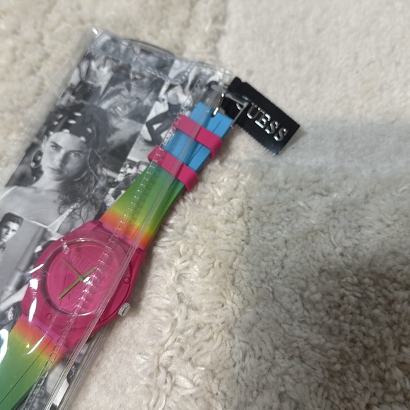 GUESS Casual Lifestyle Pink Rainbow Watch - Picture 8 of 9